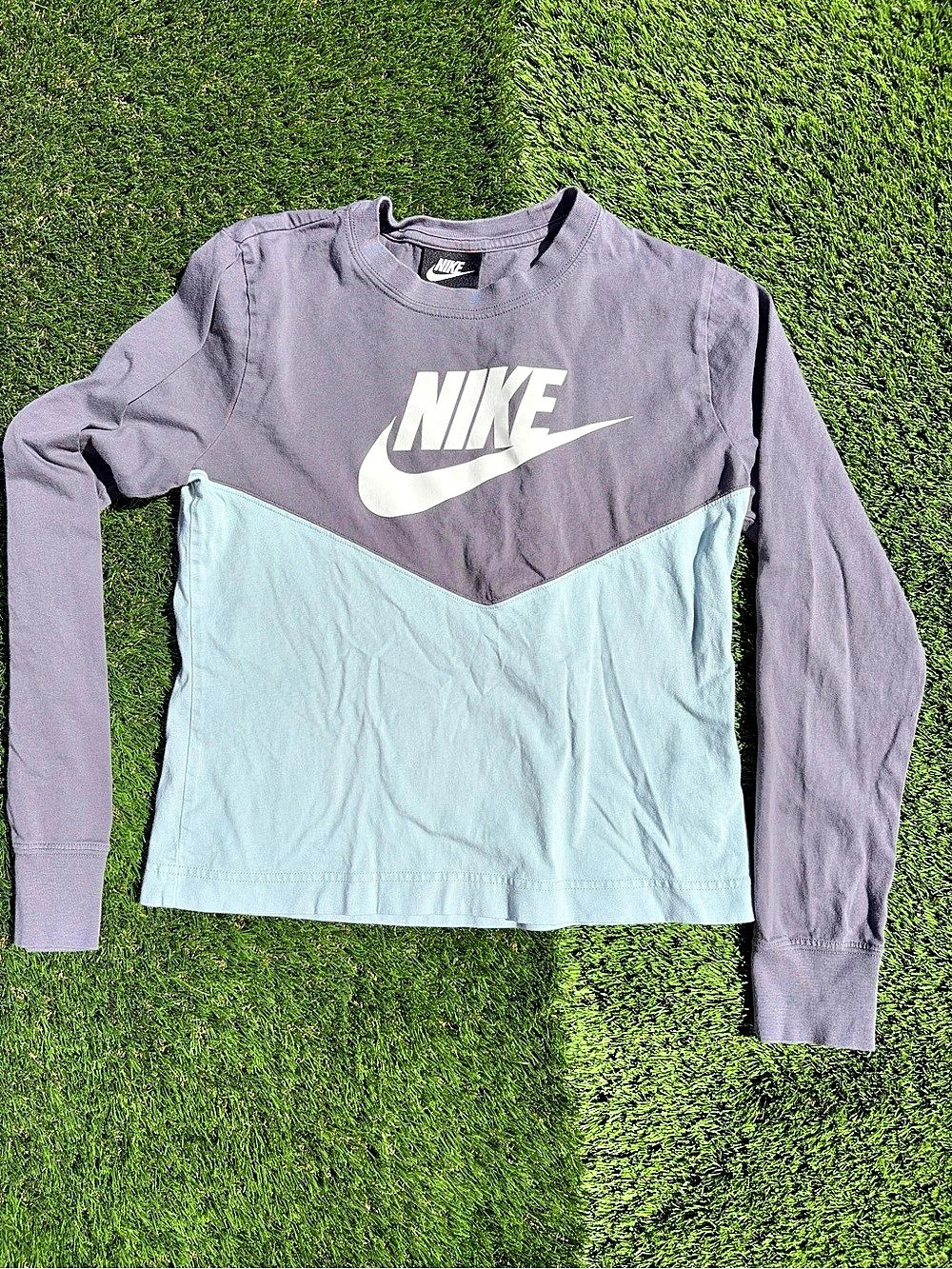 Nike Women’s Color Block Long Sleeve Top